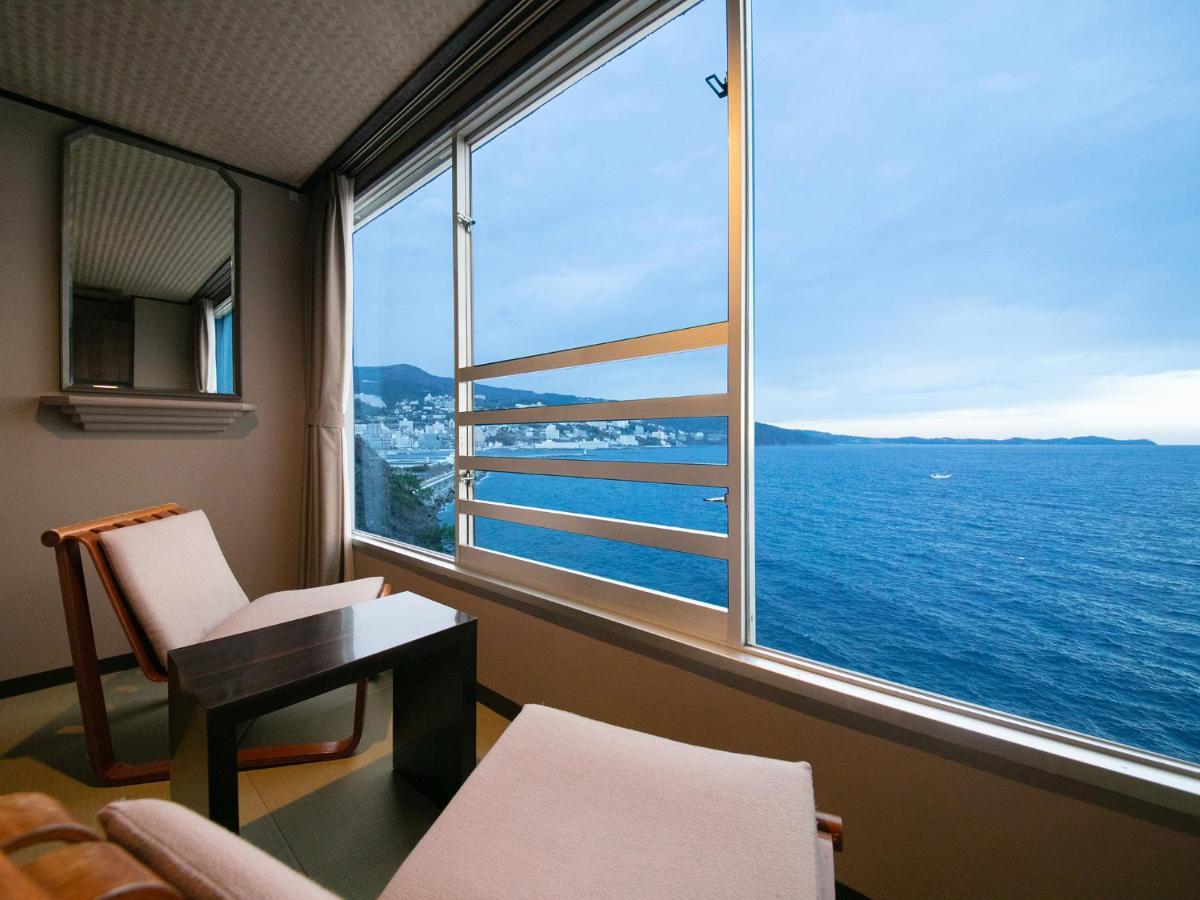 Hotel ACAO Atami  Buitenkant foto